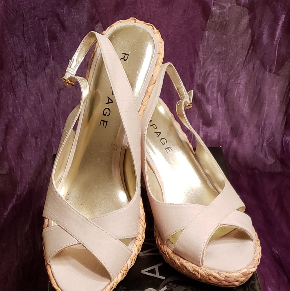 RAMPAGE Barcelona Bone Shantung shoes (size 7.5M)